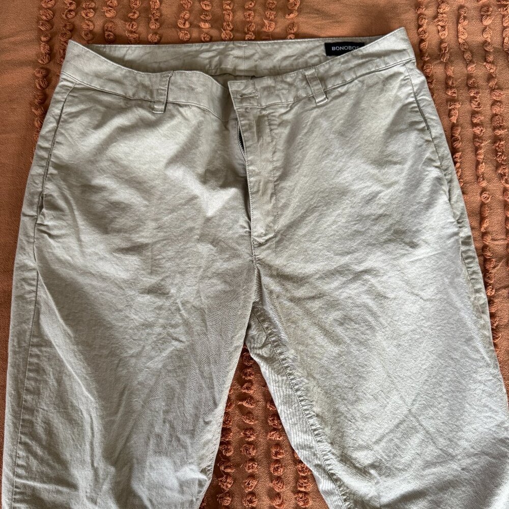 Bonobos Lightweight Chino.  Color:  Off White.  Size:  34/30